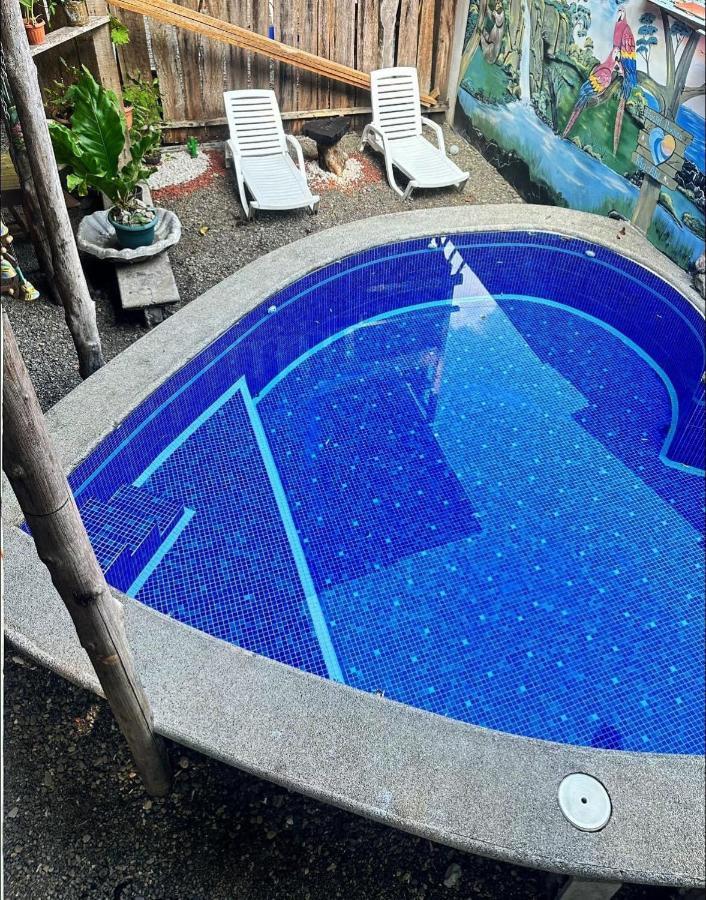 Tárcoles Hostel Rustico Marabi מראה חיצוני תמונה