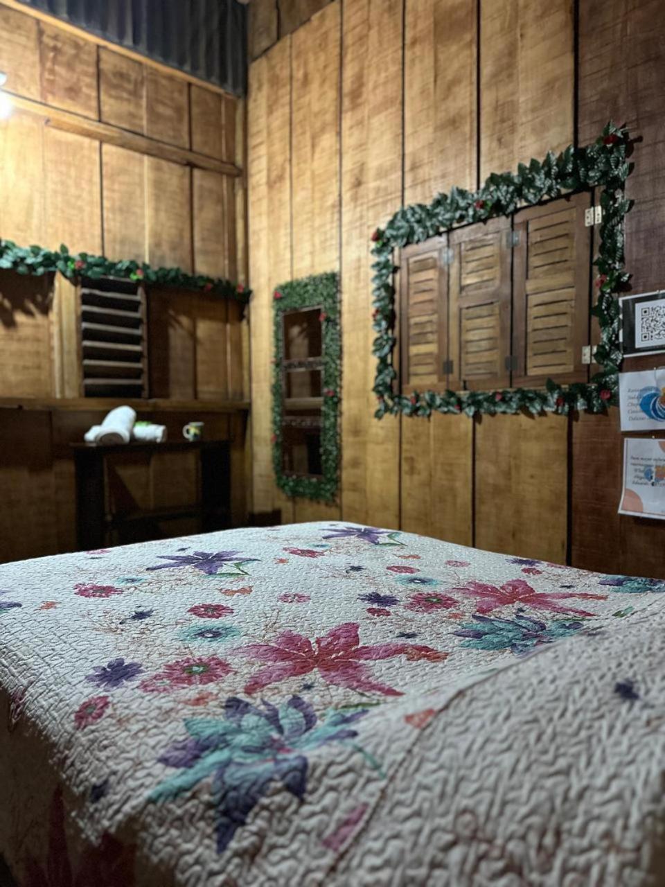 Tárcoles Hostel Rustico Marabi מראה חיצוני תמונה