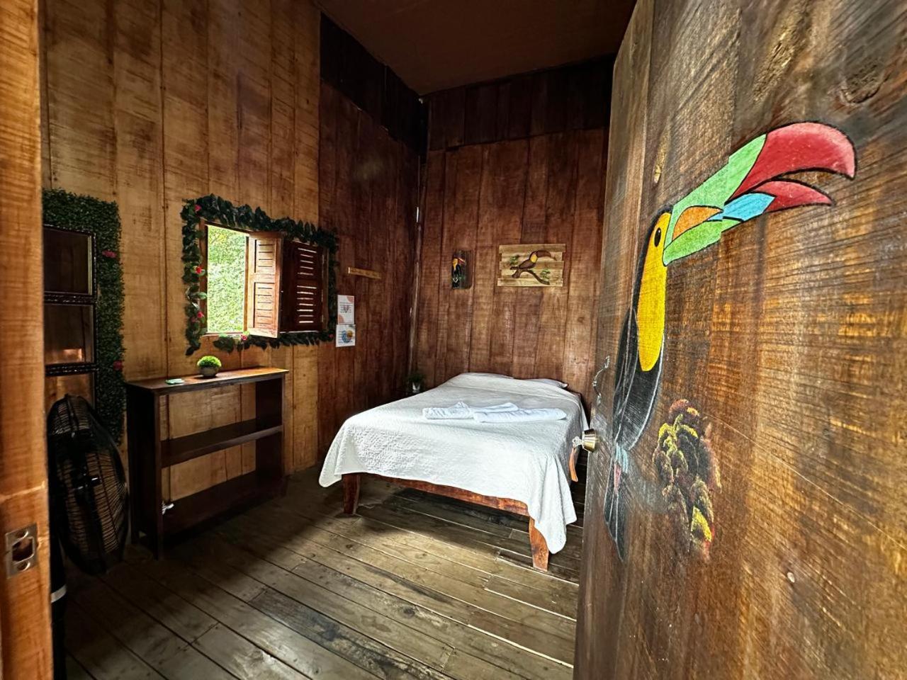 Tárcoles Hostel Rustico Marabi מראה חיצוני תמונה